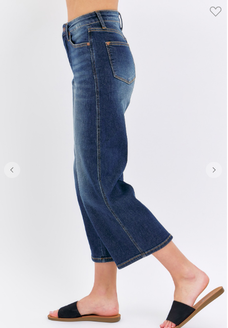 Judy Blue Mid-Rise Tummy Control Crop Wide