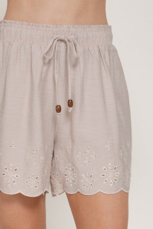 Waistband Eyelet Hem Woven Shorts